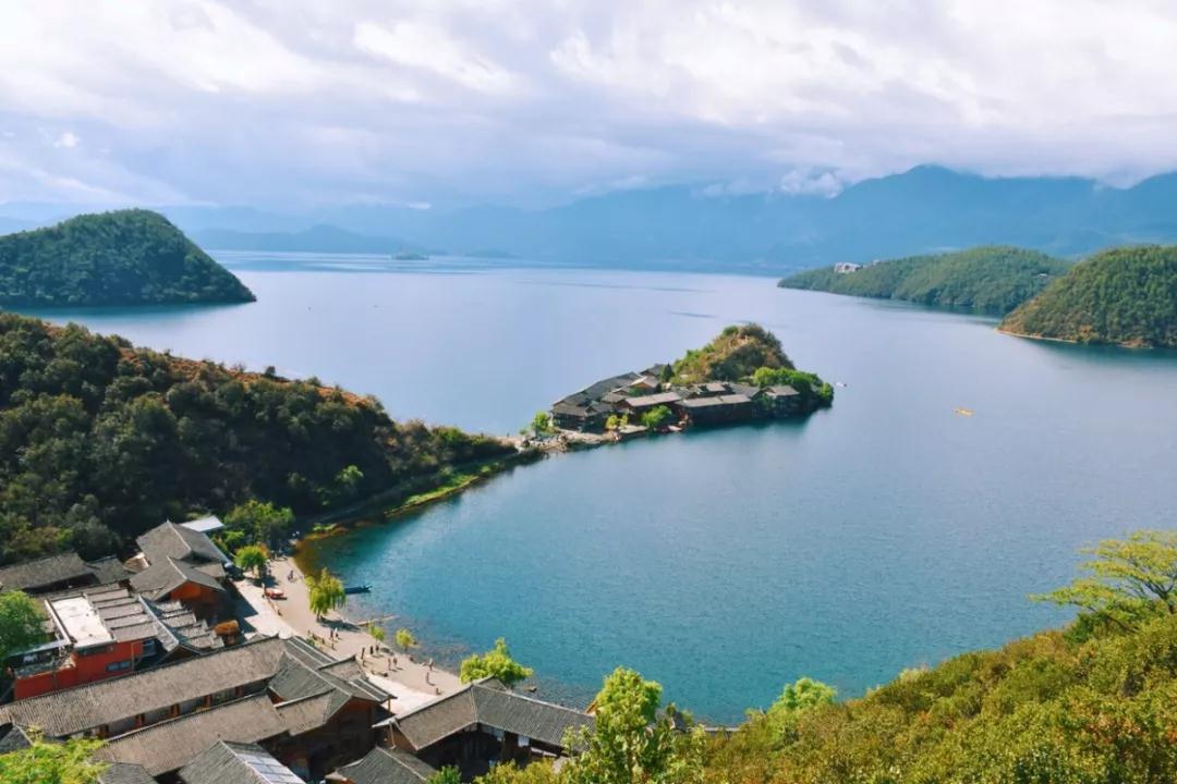 不到里格半島，不算來過瀘沽湖！  麗江傳媒公司